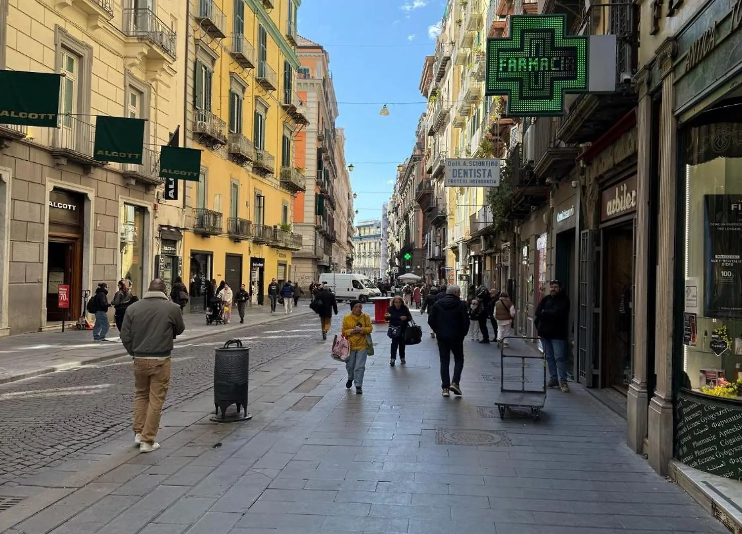 Residenza Trinita Hotel Naples Guest house